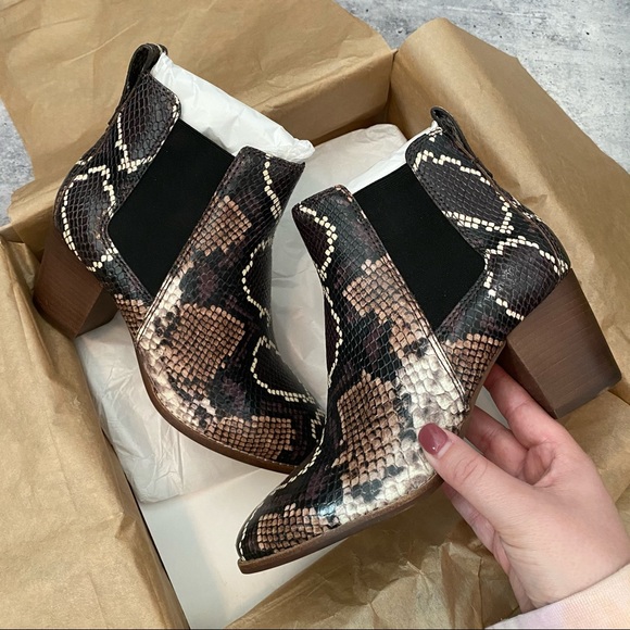 New Madewell Regan Snake Booties - Picture 3 of 5